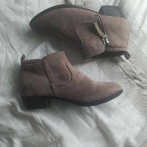 Ankle booties